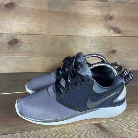 nike lunarsolo womens size 7.5 shoes gray athletic running sneakers - Picture 1 of 8